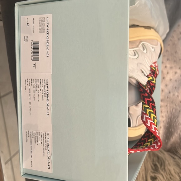 $650 Brand new AUTHENTIC LANVIN Leather Curb Sneaker...Size 5 in original box! - Picture 3 of 6